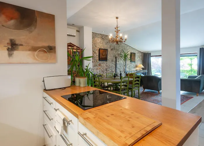 2 Bedroom Cozy In Poreč