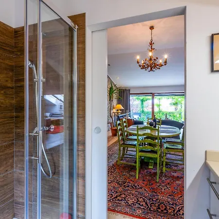 2 Bedroom Cozy In Appartamento Porec