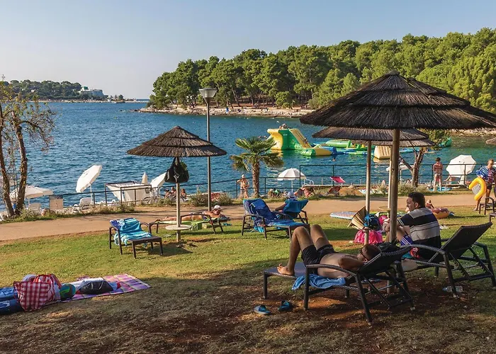 Διαμέρισμα 2 Bedroom Cozy In Πόρετς